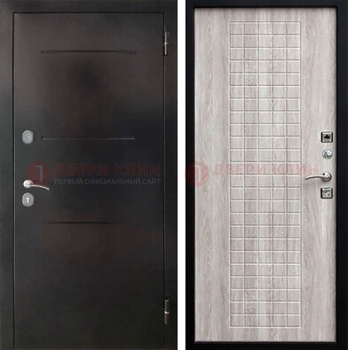 Черная железная дверь с порошковым покрытием и филенчатой МДФ ДП-221 в Железнодорожном
