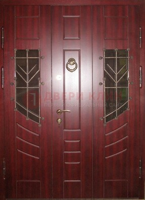 Парадная дверь со вставками из стекла и ковки ДПР-34 в загородный дом в Железнодорожном