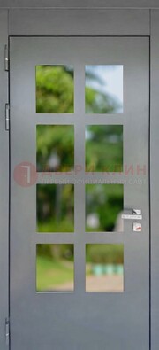 Серая металлическая дверь со стеклом ДС-78 в Железнодорожном