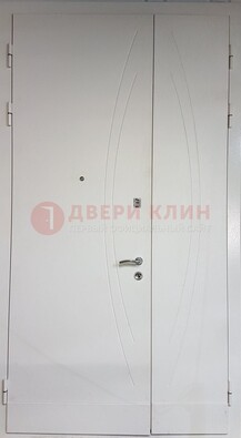 Белая тамбурная дверь ДТМ-31 в Железнодорожном